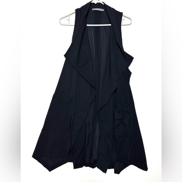 Alembika Chic Black waterfall vest
